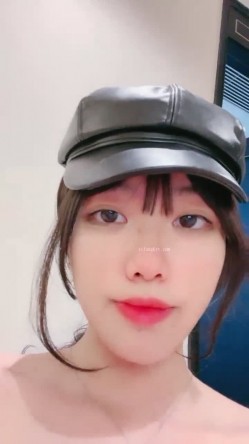 【热门人气女神下海 ️楚妹】明星级颜值抖音风性感裸舞~好美！洗澡搓泡泡 ️花洒冲击奶子极致诱惑！ 截图13
