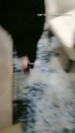【大叔淦学妹】 约在校大三美女啪啪打炮 正在写作业呢拉过来脱衣开操 无套爆操极品漂亮美穴 翘丰臀后入感觉超刺激 高清源码录制 截图6