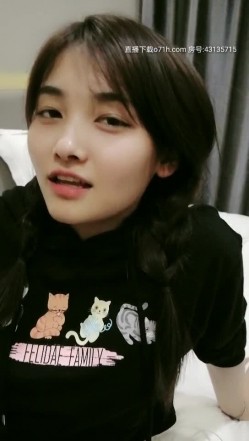 【大叔淦学妹】 约在校大三美女啪啪打炮 正在写作业呢拉过来脱衣开操 无套爆操极品漂亮美穴 翘丰臀后入感觉超刺激 高清源码录制 截图7