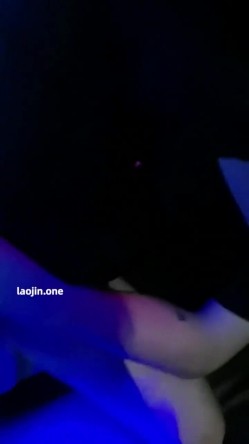 推特良家交换，【美娇妻爱吃肉-zjhzgg】，KTV终极版闺蜜就是一起疯一起闹一起玩男人玩的男人落荒而逃 截图13