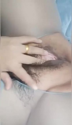 快手 肥坦熟女 34万粉丝 · 一姐 · 跳舞风骚的样子，在床上就有多骚，抠逼 啪啪福利！ 截图7