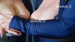 波霸女神【老公不在家】喷血付费福利，闺蜜百合激情啪啪道具紫薇，阴道连续下弹珠 截图14