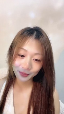 顶级女神！卧槽！好漂亮~【小姨子】，极品御姐，性张力拉满，美乳粉穴，跳蛋玩出喷水 截图9