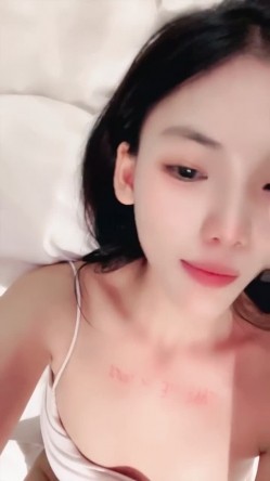 最顶清纯校花~【奶熊恋冬】自慰！淫水一直狂喷 截图10