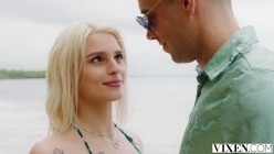 Vixen.23.06.02.Christy.White.XXX.720p.MP4-XXX[XC] 截图4