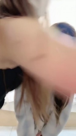 【闺蜜至上】4姐妹团播，裸舞诱惑，一次看够4个逼，大尺度掰穴展示，详细讲解阴部特征 截图2