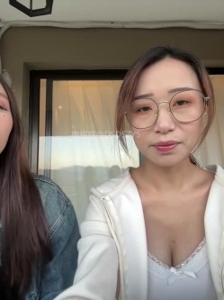 ️清纯主播【202509yoyo】表姐带着表妹下海直播、在线教口活、练习做爱姿势 截图7