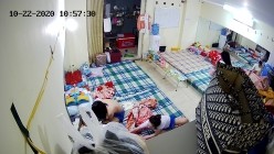 监控偷拍缅北电信诈骗公司女员工集体大通铺睡觉 ️有业绩才能回家 截图13