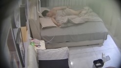 酒店偷拍反差婊气质妹子刚进入酒店就褪下裙子迫不及待等待男友的大屌插入 截图5