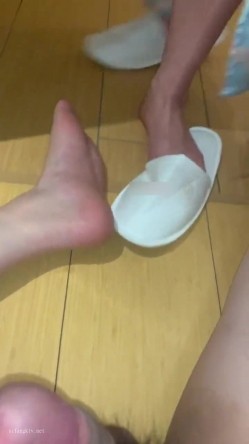 极品少妇熟女风韵犹存美妇 ️徐阿姨酒店与情人啪啪口交足交发出啵啵的淫荡声音 很是淫荡 截图9