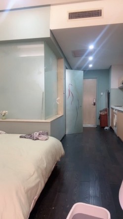 国产A片美女网红【沈樵】 丝袜高跟性感裸舞道具自慰与粉丝互动 截图7