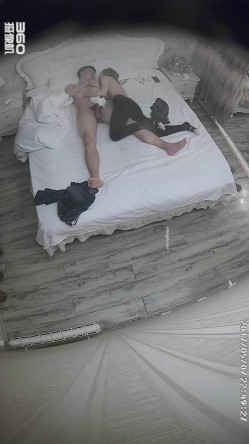 【360酒店】稀缺欧式俯视公主大床房,质量上乘，几个妹子的身材都不错，做爱花样多，角度完美 截图2