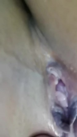 肥臀骚逼熟女，黑皮裤巨顶，大奶子，玩具自慰 爽得流白浆！ 截图13