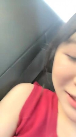抖音网红女神，【京鱼儿】，19岁KJ少女，童颜巨乳，颜值高身材好，被土豪舍弃后回归主页，越来越懂男人了 截图13