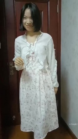 冒充经纪人忽悠漂亮学妹 脱光光来一段裸舞表演一下才艺 截图7