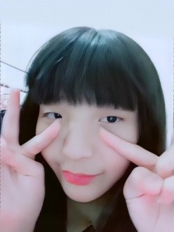 《台湾情侣泄密》湖中之光高二女生廖彦宁性爱私拍泄密流出 截图4