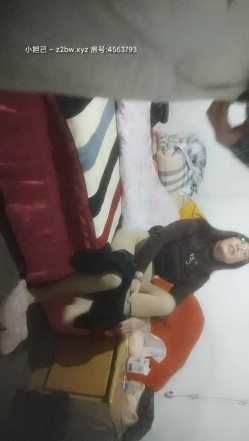 大神嫖C经常不戴套城中村炮区扫街选B戴眼镜的文化鸡50块无套内射完事阿姨说好久没这么爽了然后再干一个穿靴子的 截图4