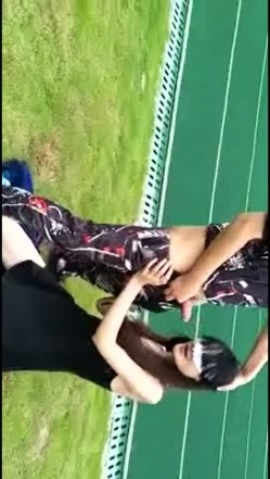 【极品推荐】超女神小喵啪啪甄选操场被操户外露出户外啪啪三女互舔强制口爆极其淫荡 截图13