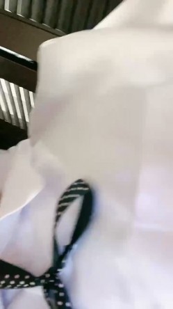极品美女车模下海！9分颜值床上非常骚！主动骑乘位猛坐，腰上还贴着膏药，操的骚穴淫水直流 截图1