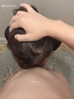 NTR绿帽淫妻大神【是小肥羊呀】超极品小母狗多人运动，淫乱不堪！轮流爆操！把小娇妻调教成小母狗，全程高能 截图14
