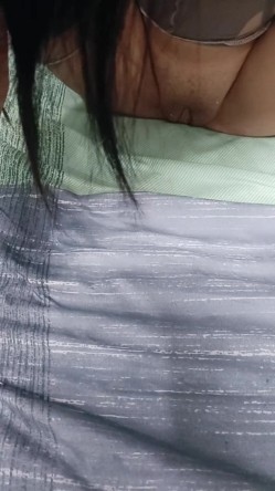 白虎妹妹好骚，露脸丝袜高跟让小哥淫声荡语调教着给狼友看，口交大鸡巴， 逼逼吸烟，道具抽插手抠爆菊花 截图9