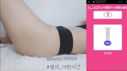 唯美刺激玩逼少女『belle199999』 小骚逼吃橘子 紧致小骚逼塞满中性笔 假鸡巴插逼 清纯的气质超反差 截图16