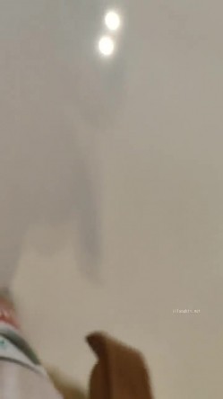 淫荡骚老师【老师在户外】闺蜜助阵野外兜底发骚跳蛋塞逼 截图3