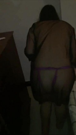 变态冷S各种情趣用品虐待调教大学妹子,玩高潮了不停的打自己的脸说：我是骚货,臭婊子！国语对白！ 截图1