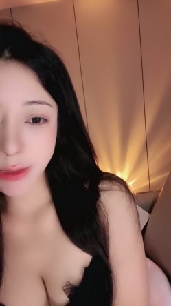 明星颜值！【真不爱吃鱼】天哪，这么漂亮居然下海了 截图3