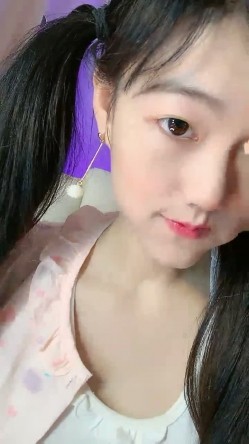 绿播小仙女下海！首次漏B自慰~【井井】扣穴自慰！撸到肾虚 截图8