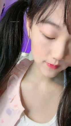 绿播小仙女下海！首次漏B自慰~【井井】扣穴自慰！撸到肾虚 截图12