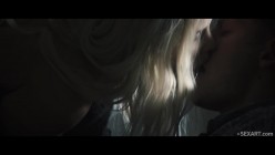 Off-The-Wall_SexArt-1080p.mp4 截图7