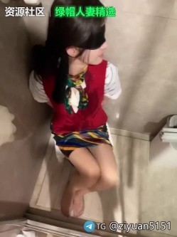 真大神「宝马哥BMWZ」《经典的极品空姐装》2号女主，空姐职业装肉丝高跟，后入狠狠抽插，口交足交调教 截图15
