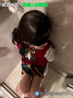 真大神「宝马哥BMWZ」《经典的极品空姐装》2号女主，空姐职业装肉丝高跟，后入狠狠抽插，口交足交调教 截图16