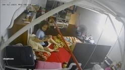 【极品稀缺 ️破解摄像头】极品服务员宿舍日常 ️小姐姐年轻美乳好坚挺 穿搭职业装制服很有气质 距离超近 高清1080P版 截图15