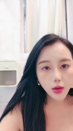 气质少妇巨乳【90大姨子】霸气背纹BBW，深喉内射又肛塞，露脸性爱全程高能 截图1