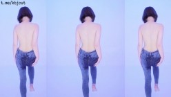 万粉时刻关注追踪！顶级身材巨乳网红【holymoly62】高价VIP福利，极品身材露脸，裸舞各种花活 截图13