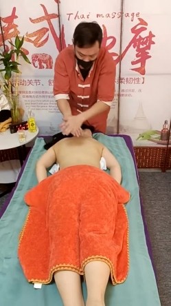 极限诱惑 ️【寂寞小骚狐狸】泰式SPA按摩~给女客户下春药啪啪 ️操作666！ 截图2