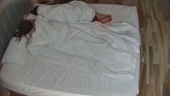 情趣酒店 顶级清纯女友 绝对校花级 好漂亮 男友插的很用力 截图16