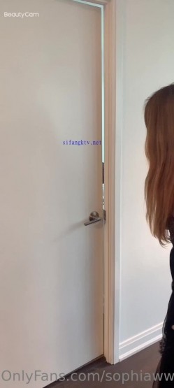 淫乱夫妻【Sophia Wei】加拿大华人圈淫趴群P大乱交 截图3
