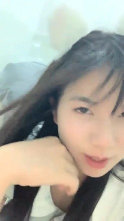 在校女大学生，【波波涩涩】，这个岁数看起来好小，含苞待放的小花骨朵，青涩，少女的逼无需多言，美爆了 截图8