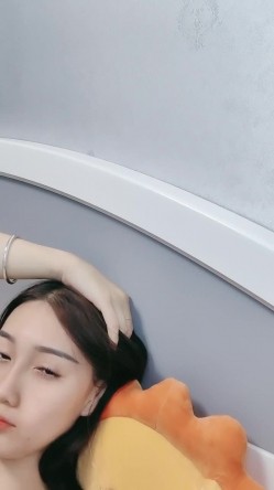 新人~学妹暑期兼职！【美少女圆】颜值明星一样~下海了，这腰线，大白臀，看的人秒硬，想插入进去爽一下 截图16
