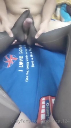 台湾天然美胸熟女人妻中出女王「Jixxielee」「骚猫儿」OF私拍 截图14