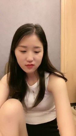 长腿校花，清纯天花板，近期热门， 【一朵喇叭花】 截图13