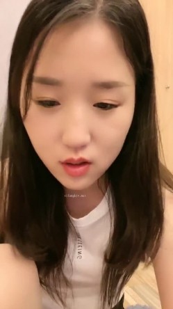 长腿校花，清纯天花板，近期热门， 【一朵喇叭花】 截图16