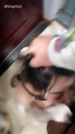 新人18岁小粉【鸭鸭是个m】顶级校花 好骚sm捆绑自慰 被男友道具狂玩屄 调教口爆吞精太糟蹋 截图2