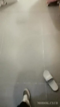 高顔值好身材妹纸与自家表弟家中造爱,户外玩刺激楼道口骑乘,很诱人 截图6