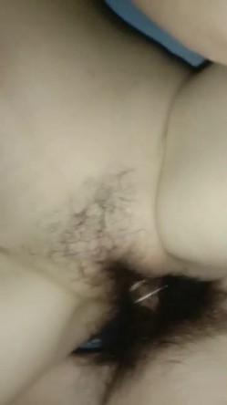 和巨乳老舅妈的性爱体验，刺激、滑熘的身体 ️没想到舅妈的小穴如此紧，让舅妈撒下娇 还害羞，18V合集流出！ 截图8