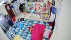 监控偷拍缅北电信诈骗公司女员工集体大通铺睡觉 ️有业绩才能回家 截图2