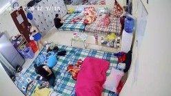 监控偷拍缅北电信诈骗公司女员工集体大通铺睡觉 ️有业绩才能回家 截图16